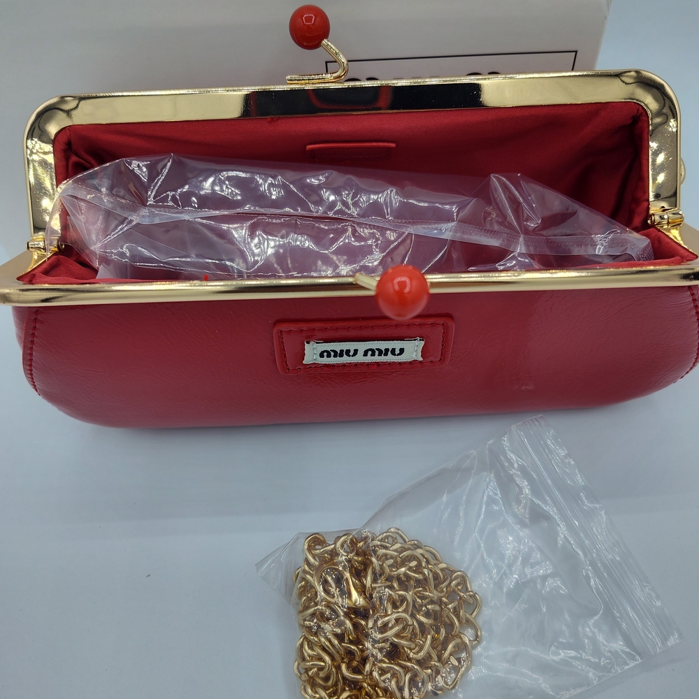 Miu Miu Red Patent Kiss-Lock Chain Clutch Purse w/ Box & Gold Hardware
 NIB NIP - Picture 4 of 8